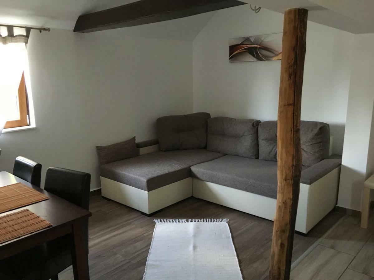 Balatonkenesei Nadfedeles Lovas Vendeghaz Villa Buitenkant foto
